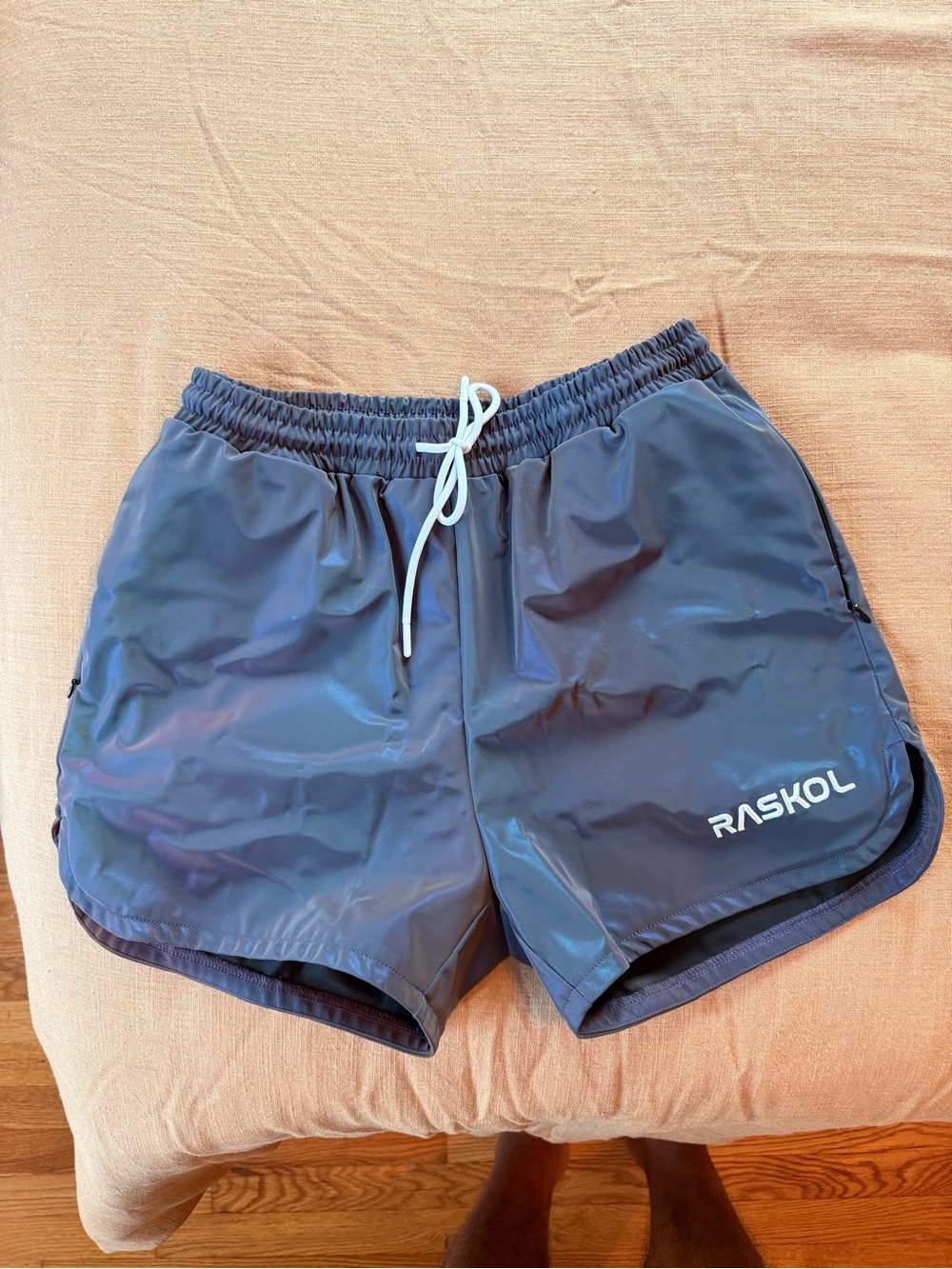 Raskol Men's Navy Athletic Shorts with White Drawstring chameleon color